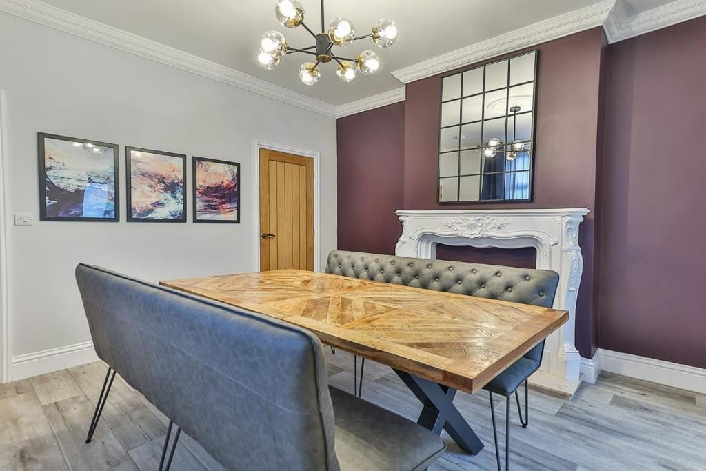 Luxury Spacious Pad With Games Room シェフィールド エクステリア 写真